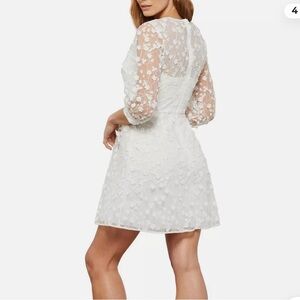 BCBGMaxAzria Zoe A-line White Mini Dress Size 8